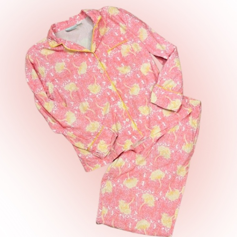 Needham Lane Women's Pajama Set